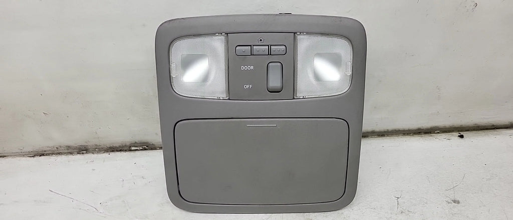 Toyota Garage Overhead Opener OEM Console 06 2006 Highlander Roof with Door Pre-Owned (Good)