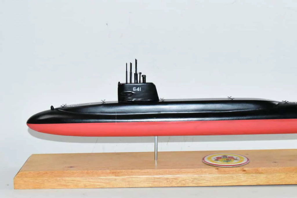 Class SSBN-641 Franklin Model,Navy,20,Scale USS Simon Submarine Bolivar Model,Mahogany,Benjamin