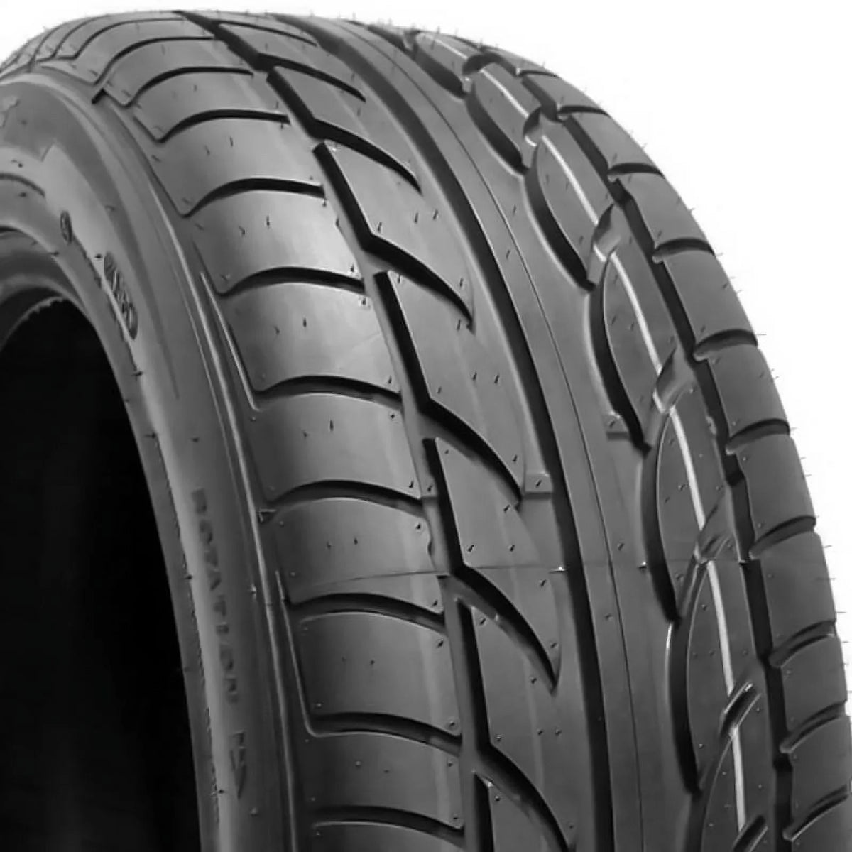 X-MT 8PLY Desert Hawk 33X12.50R15 Mud-Terrain Achilles Rated - Tire
