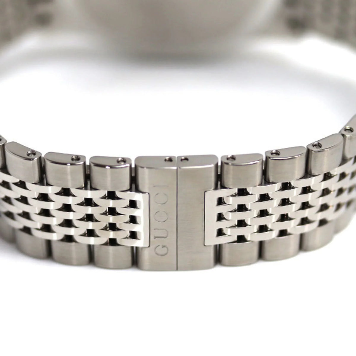Pre-Owned Operated G (Good) YA126401/126.4 Battery Timeless Watch