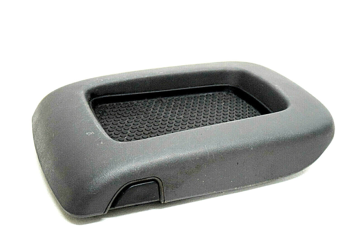04 Chevy Charcoal Yukon Center Tahoe 03 05 Console 06 Silverado Lid